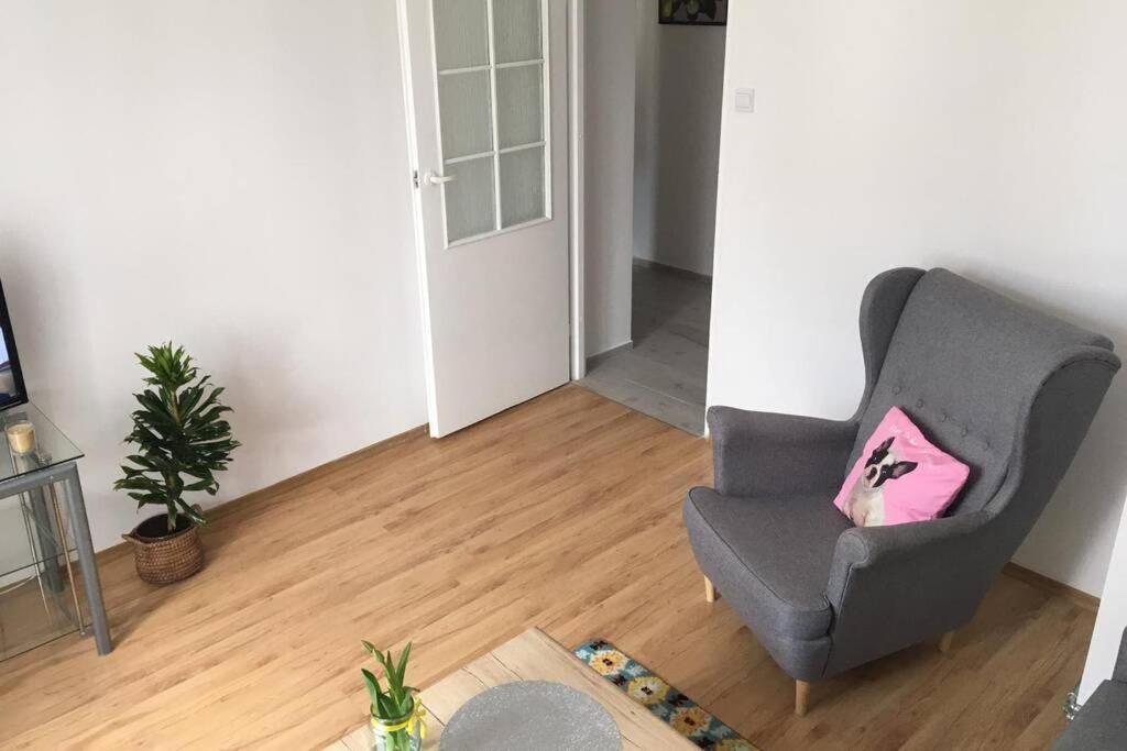 Apartament Na Szlaku Mazurskich Jezior Ketrzyn Exterior photo